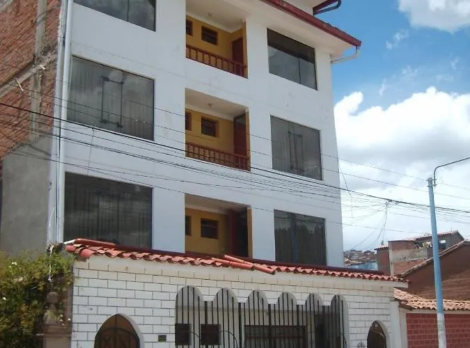 Hostal Holiday CuscoHostal